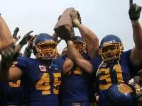 Jacks seek to retain Dakota Marker