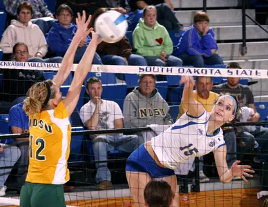 Jacks edged in five at IPFW