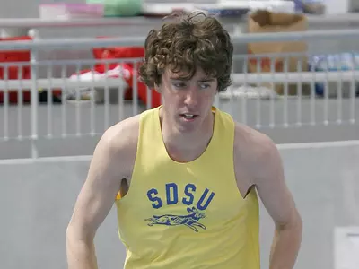 Jacks erase 34-year-old distance medley record