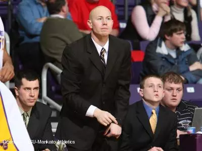 Austin Hansen returns to SDSU as men's basketball assistant