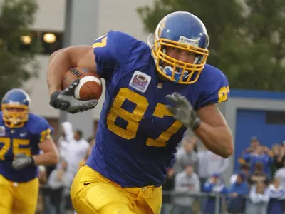 Ranked Jacks move on to UNI