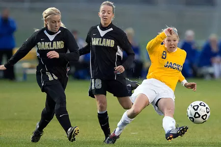 Blizzard, Oakland down Jacks in OT