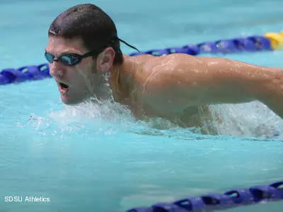 Schoreit breaks diving record in Vermillion