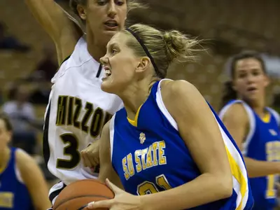 SDSU ends exhibition season with win