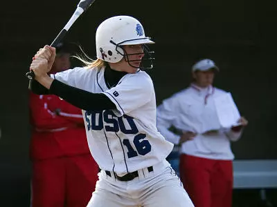 Softball falls twice at Oakland