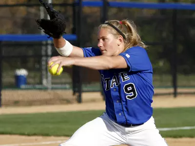 Softball drops first two games in 2010