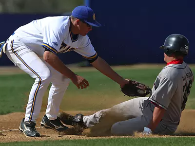 Errors doom Jacks in one-run loss