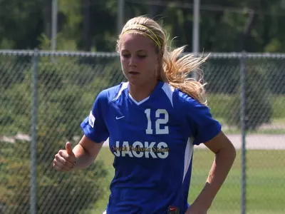 Jacks maul Marauders to wrap up non-conference schedule