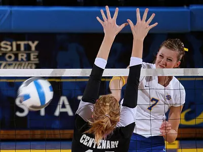 Jacks down Centenary in three