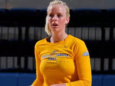 Golden Grizzlies upend Jackrabbits in five