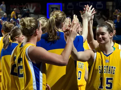 Jacks travel to Purdue for WNIT semis