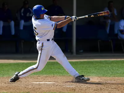 Sawyer honored by Canadian media