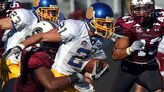 Jackrabbits dump No. 15 SIU, 31-10