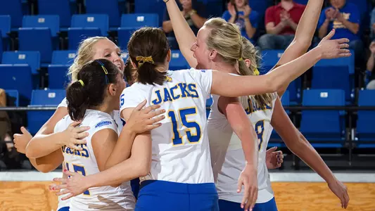 Jacks close the 2011 season at home