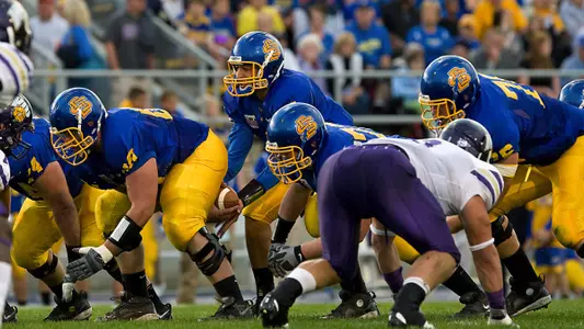 Jacks take winning streak to ISU