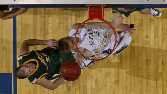 Wolters shines bright, but Jacks fall to NDSU