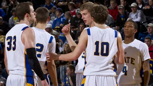 Jacks face road tests at Minnesota and Georgia