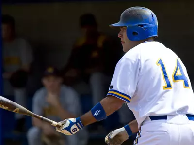 Jackrabbits double-up UND