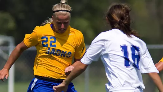 Bonte leads Jacks past UW-GB