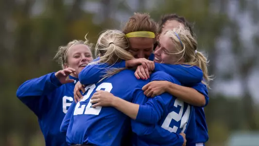 Jacks edge Eagles 4-3