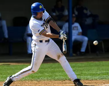 Sawyer, Bougher pace SDSU win