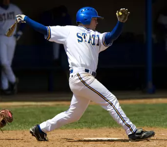 Jacks sweep twinbill from Oakland