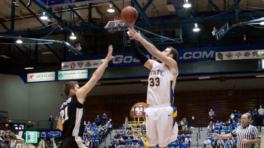 Jackrabbits win BracketBusters game