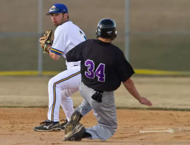 Jackrabbits swept at Arkansas State