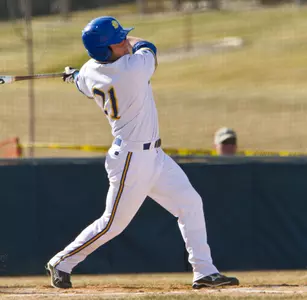 Jacks battle back to down Oakland, 7-6