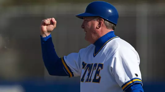 Baseball inks five signees