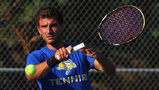 Jacks bested by 'Roos