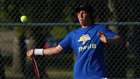 SDSU knocks off Omaha