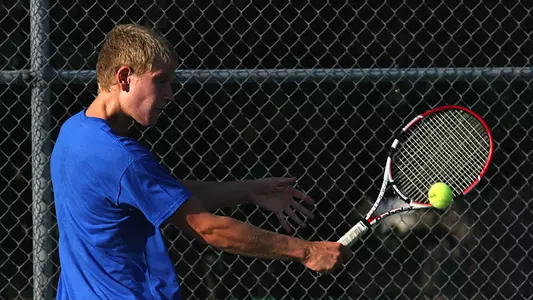 Tennis edged at Creighton