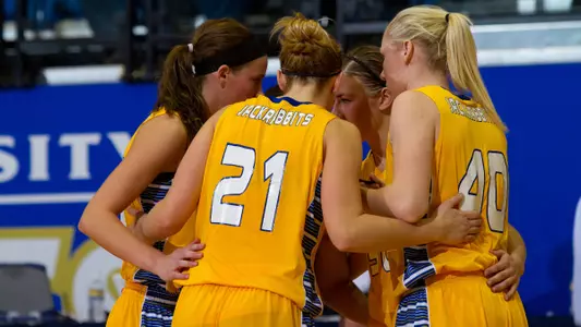 Jacks aim to run win streak to nine