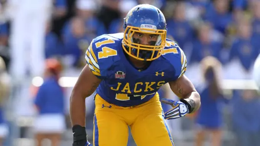 SDSU turns back Coyotes, 27-12