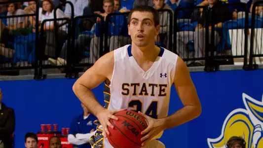 Jacks host Dakota State at Frost Arena