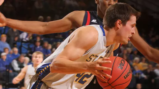 Dykstra paces Jacks in 86-70 win at IUPUI