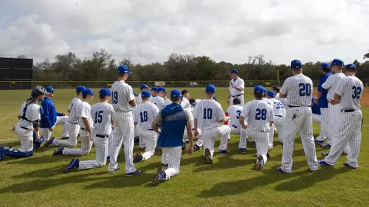 Baseball adds mid-week game