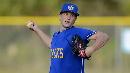 Jackrabbits falter at MVSU, 4-3