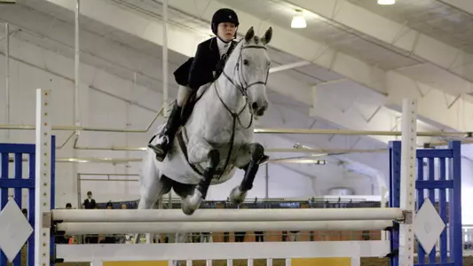 Equestrian Cruises to win over Crookston