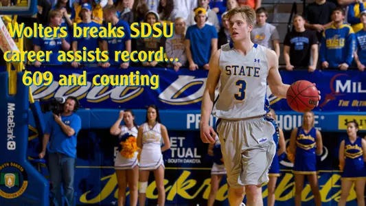 Assists record falls in loss at Oakland