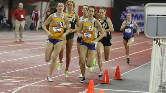 Jackrabbits finish weekend strong