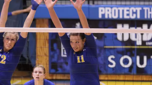 Jacks fall at New Mexico State, 3-0