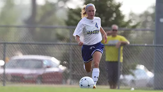 Soccer welcomes Kansas and North Dakota to SDSU