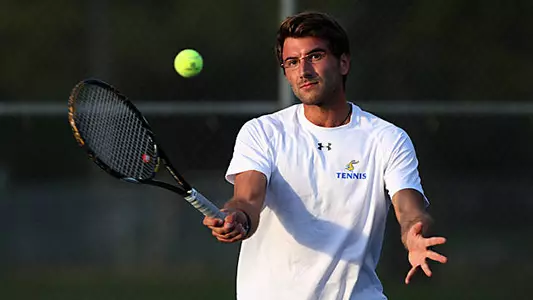 Jacks Fall to IUPUI, 6-1