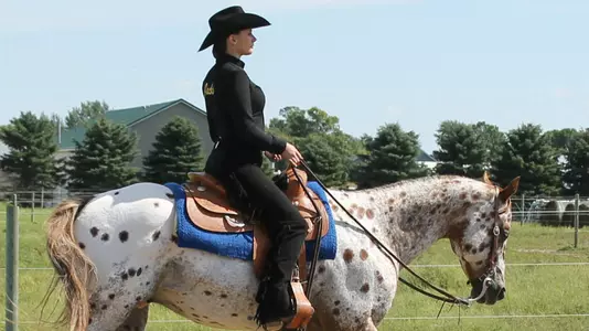 Western Paces Jacks in 9-6 win