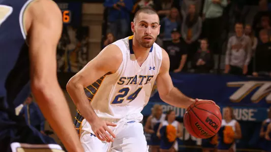 Jacks come up short at Buffalo in Opener