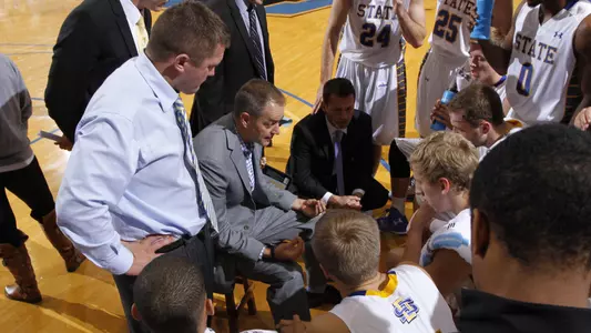 Jacks welcome Eagles to Frost Arena