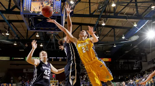 Jacks Meet No. 25 Arkansas