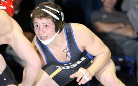 Jacks Overpower Augustana at Sanford Pentagon